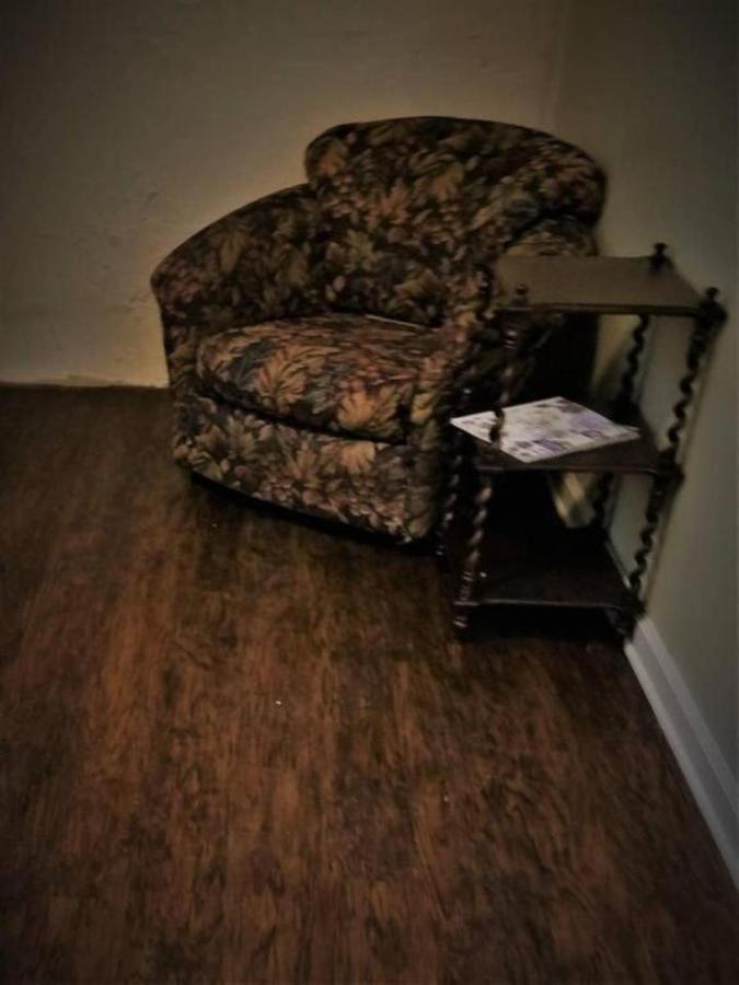 Cheap East Knoxville Basement Studio Extérieur photo